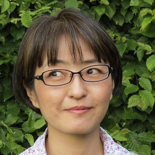 麟潜/Victoria/Tomoko Okada