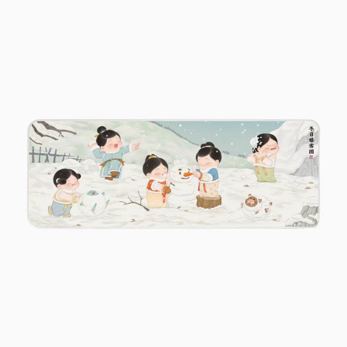 【周边】胖脸吉祥：鼠标垫 · 300mm款 冬日嬉雪图 鼠标垫（300mm款）